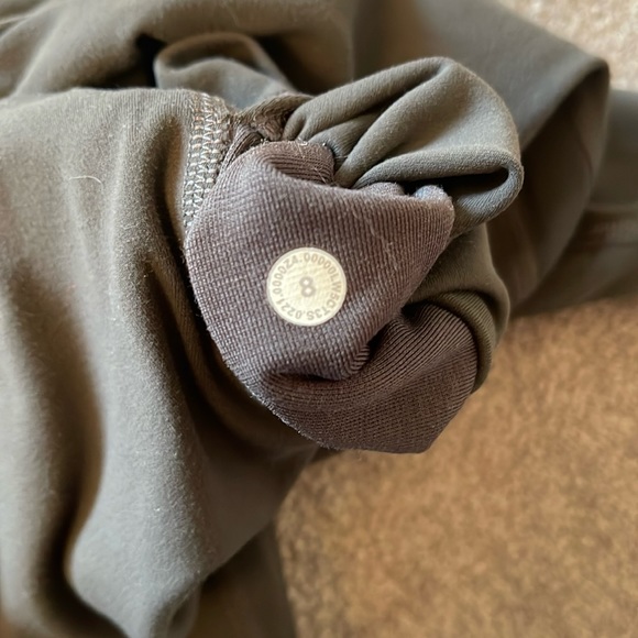Graphite Lululemon Leggings - Picture 4 of 6